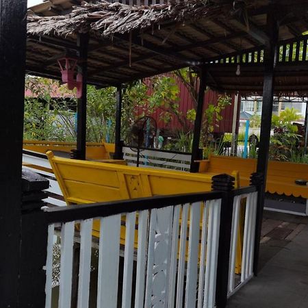 Mykampung Chalet Ipoh Exterior photo