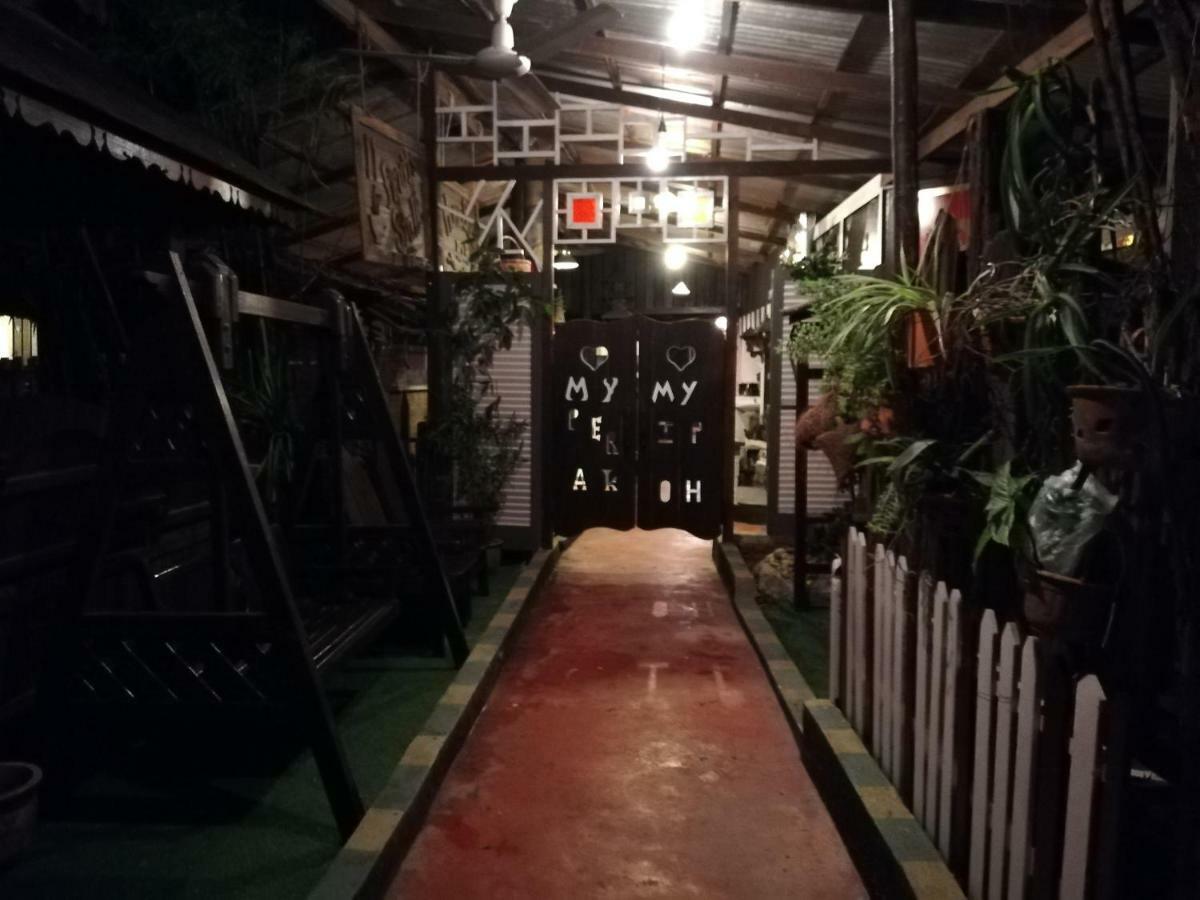Mykampung Chalet Ipoh Exterior photo